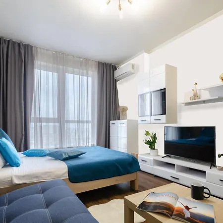 Apartment Fantastic View, Поруч З Метро! Kyiv
