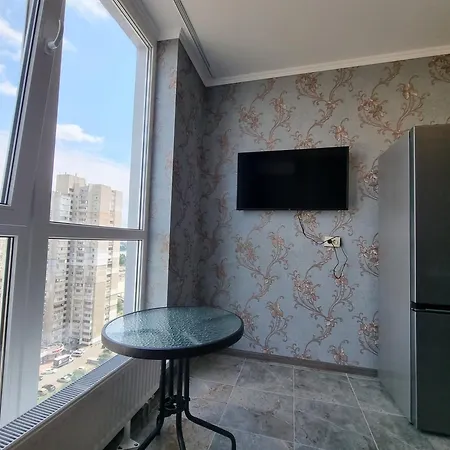 Fantastic View, Поруч З Метро! Апартаменти Київ