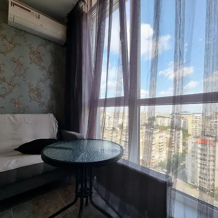 Апартаменти Fantastic View, Поруч З Метро!
